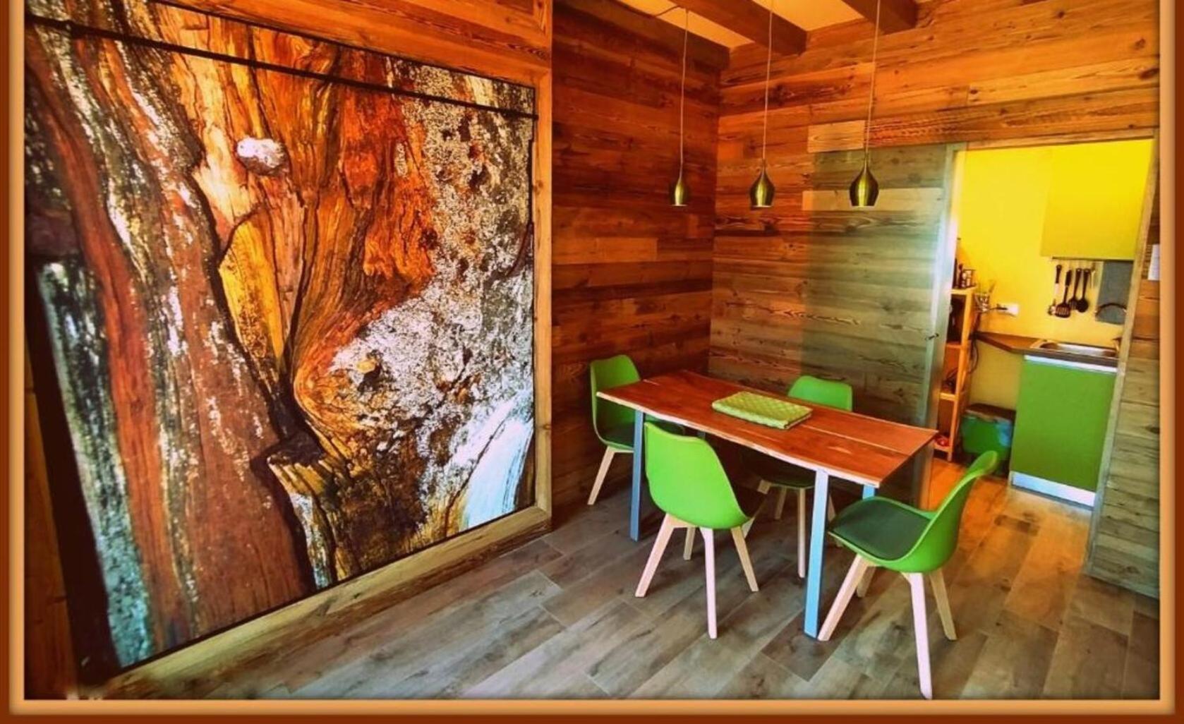 Atmosfera E Vista Mozzafiato Chalets Aosta Eksteriør bilde